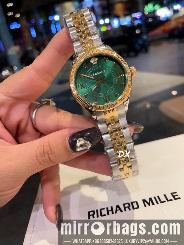 Replica Versace 36mm 10nms49 Watch