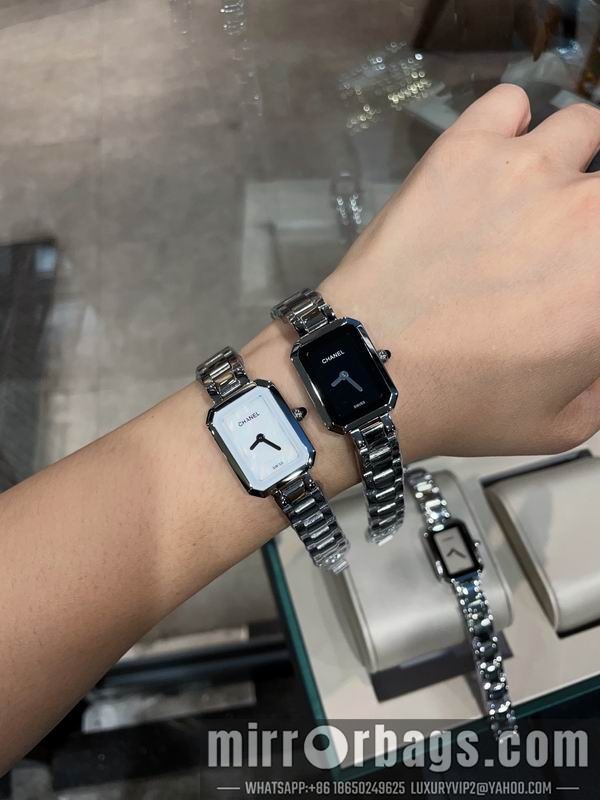 Replica Chanel 21X26mm 052316 Watch
