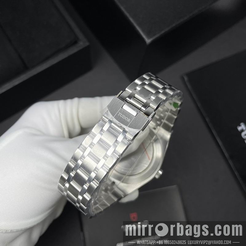 Replica Tudor 41mm 072431 Watch