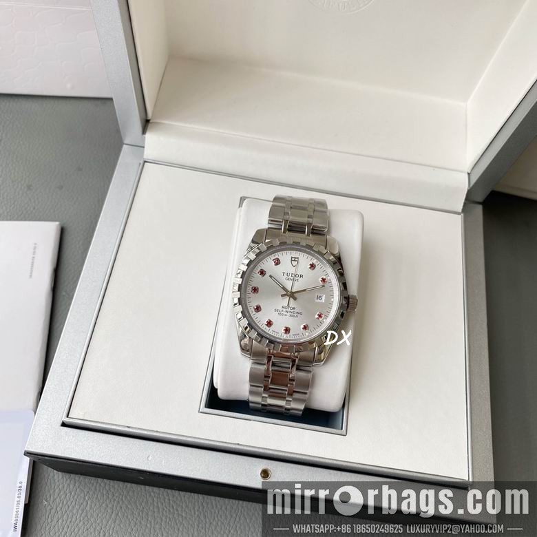 Replica Tudor 40mm 5nms64 Watch