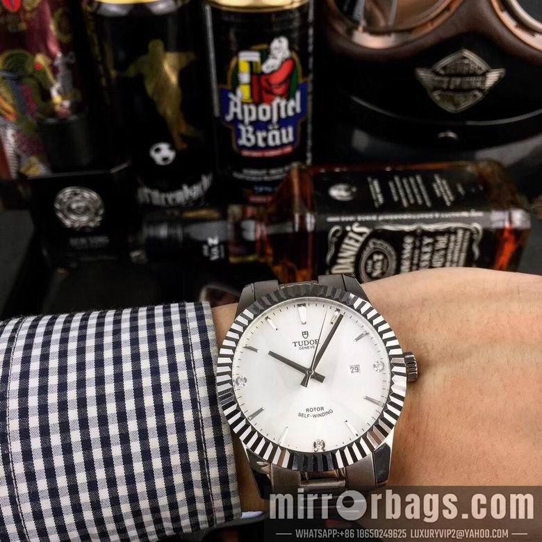 Replica Tudor 42mm 9nbz50 Watch