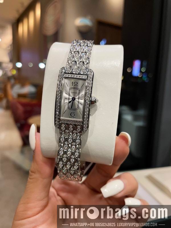 Replica Cartier 19X35mm 052324 Watch