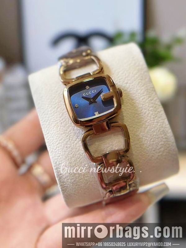 Replica Gucci 24X22.4mm 101433 Watch