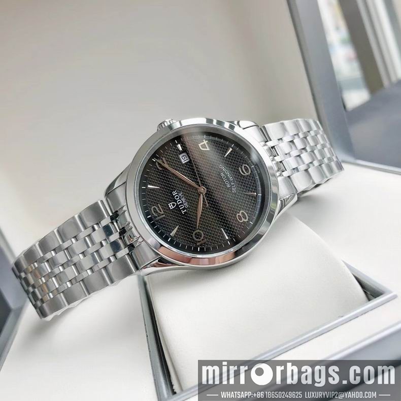 Replica Tudor men watch 110403 Watch
