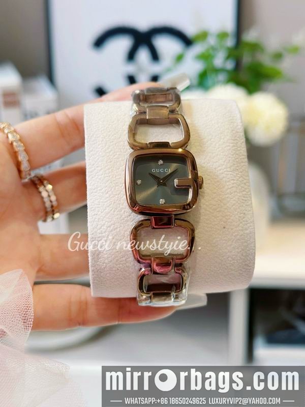 Replica Gucci 24X22.4mm 101433 Watch