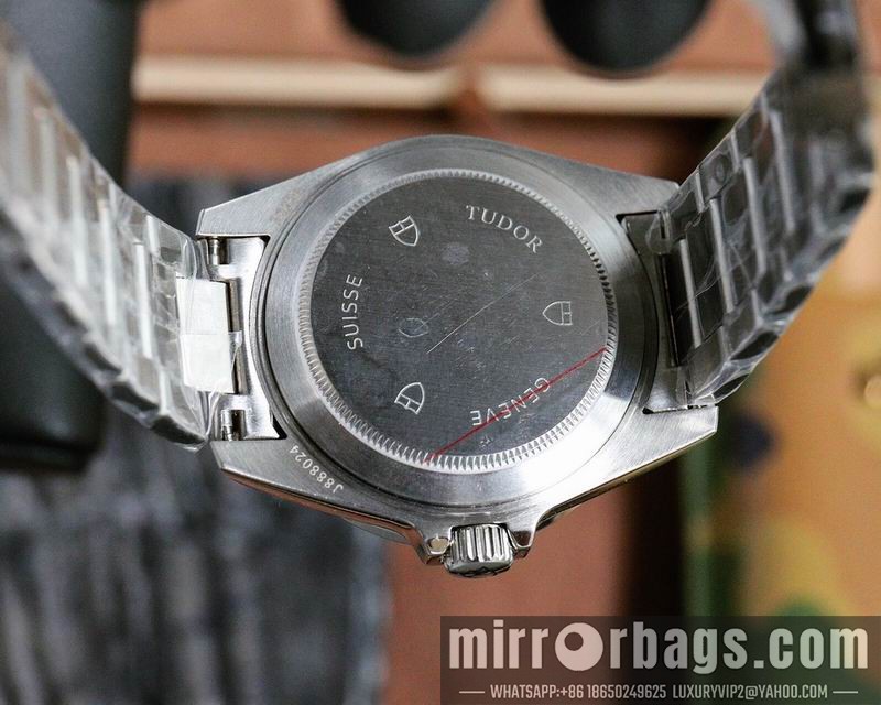Replica Tudor 42mm 092807 Watch