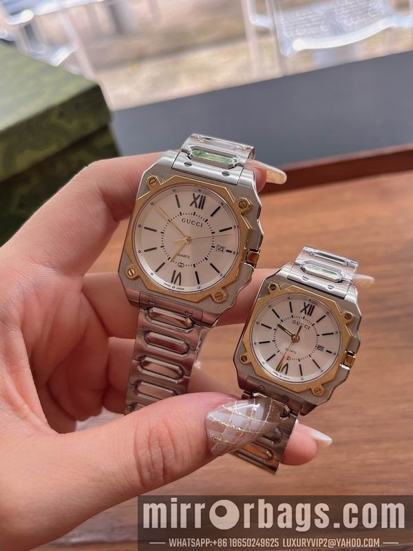 Replica Gucci man36mm woman30mm 071010 Watch