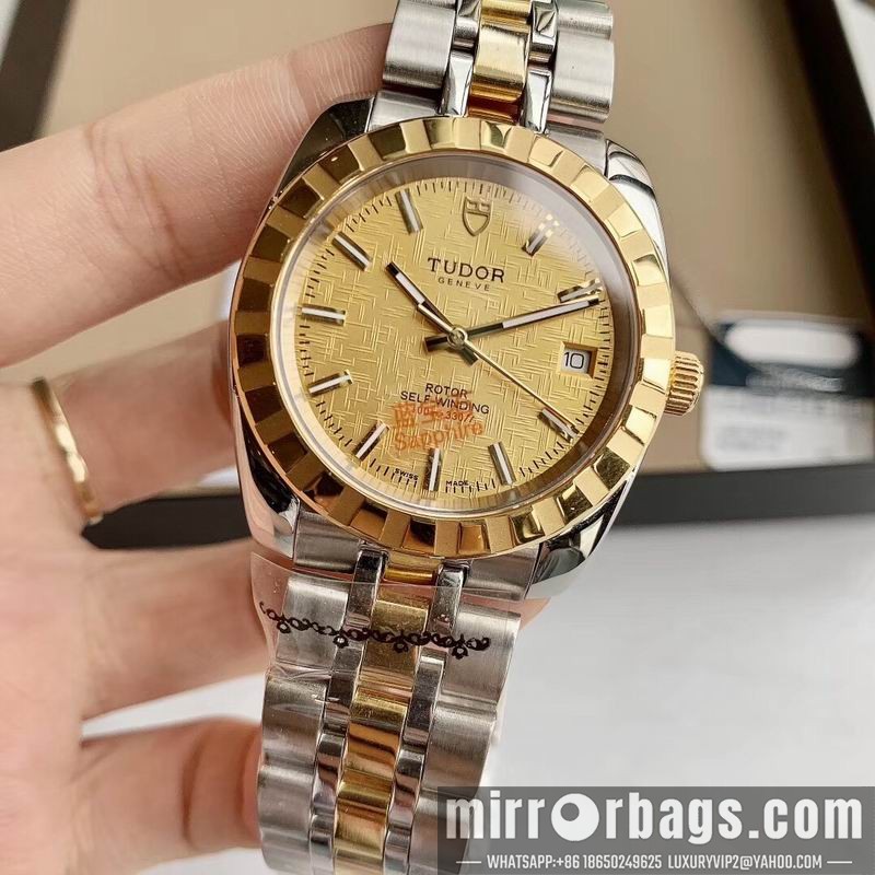 Replica Tudor watch 072435 Watch