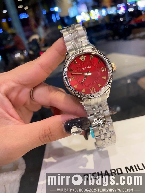 Replica Versace 36mm 10nms49 Watch