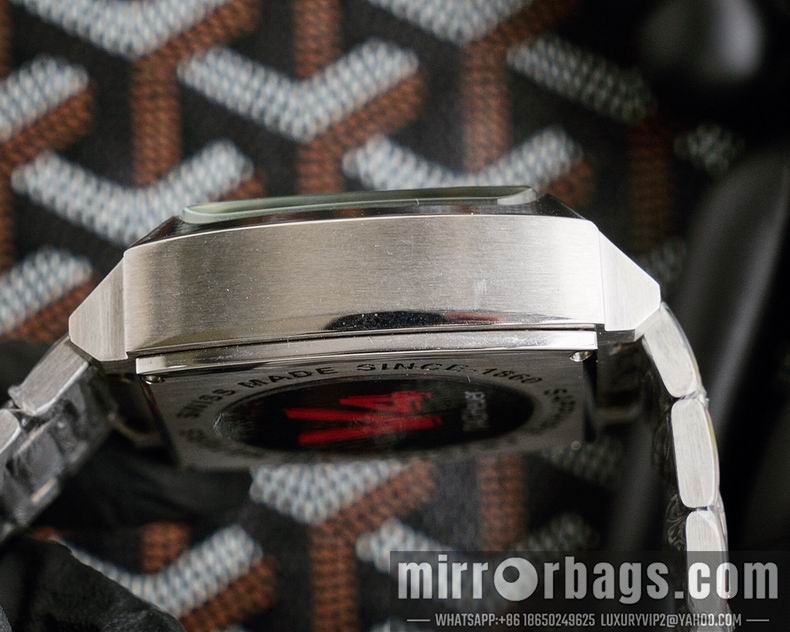 Replica Tag Heuer 39X39cm 123109 Watch