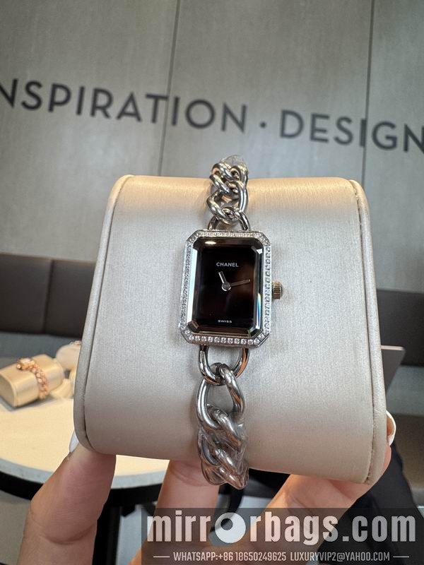 Replica Chanel 21X26mm 101502 Watch