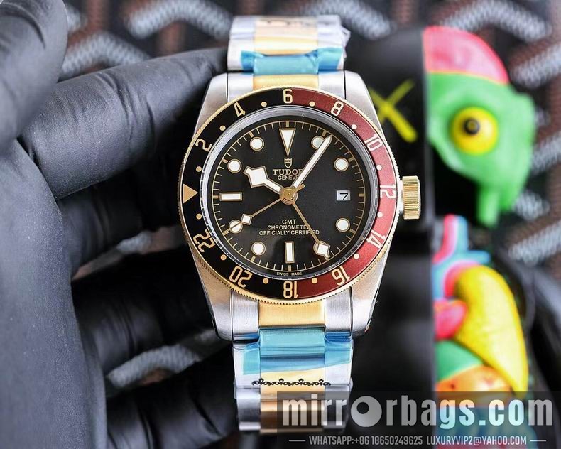 Replica Tudor 42mm 112915 Watch