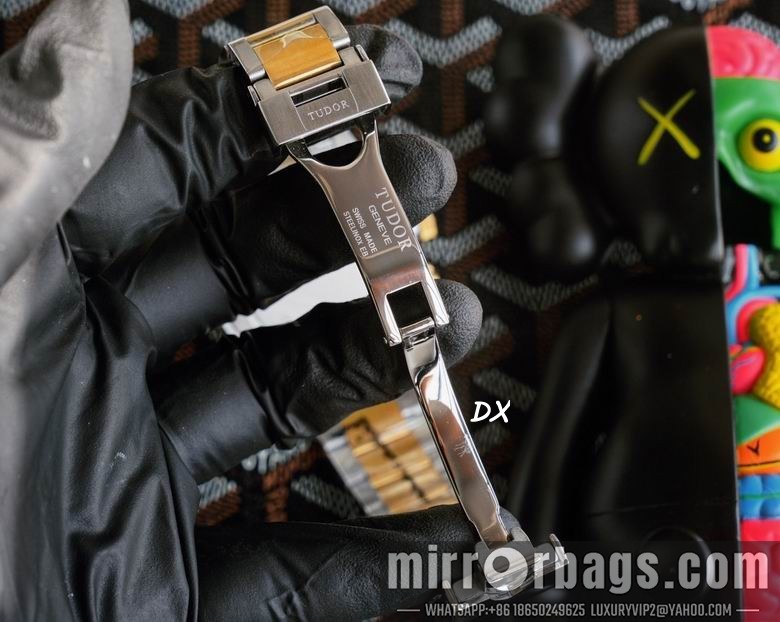 Replica Tudor 42mm 2nms62 Watch