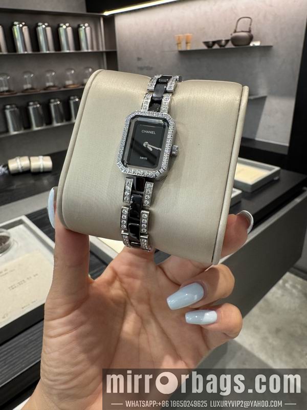 Replica Chanel 21X26mm 101440 Watch