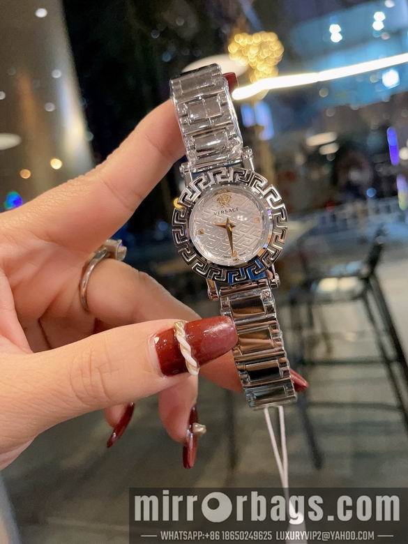 Replica Versace 30mm 12nbz24 Watch