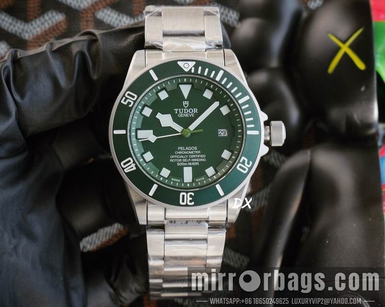 Replica Tudor 42mm 2nms51 Watch