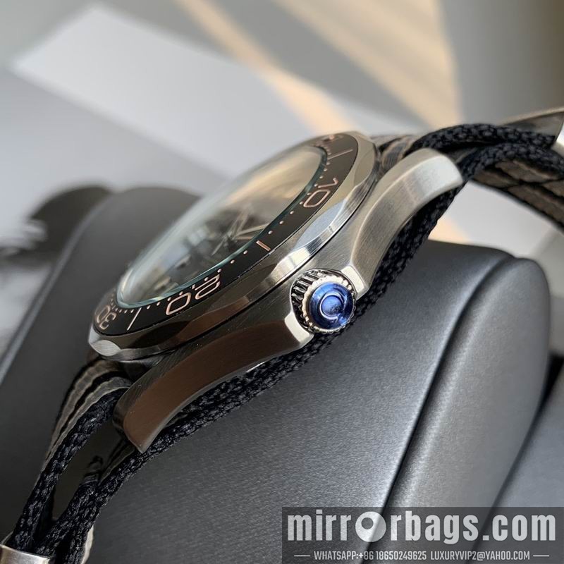 Replica Omega 42mm 090505 Watch
