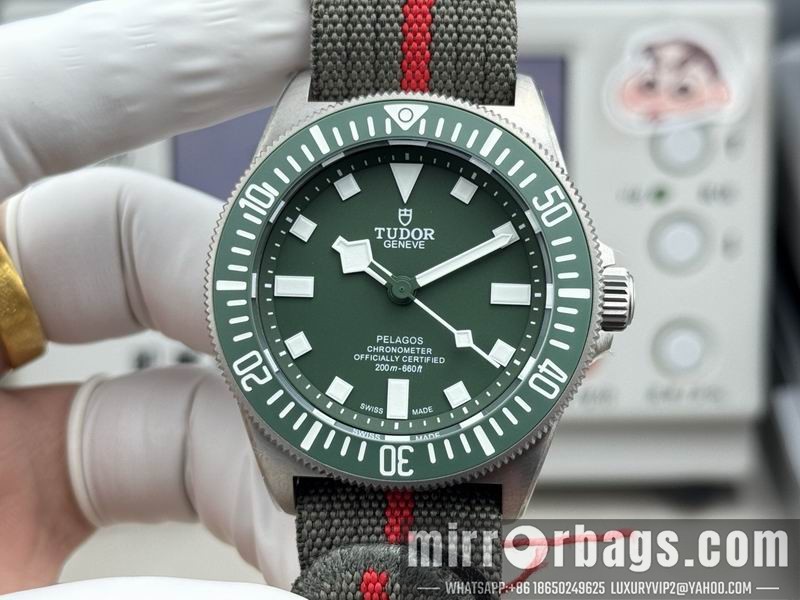Replica Tudor 42mm 040911 Watch