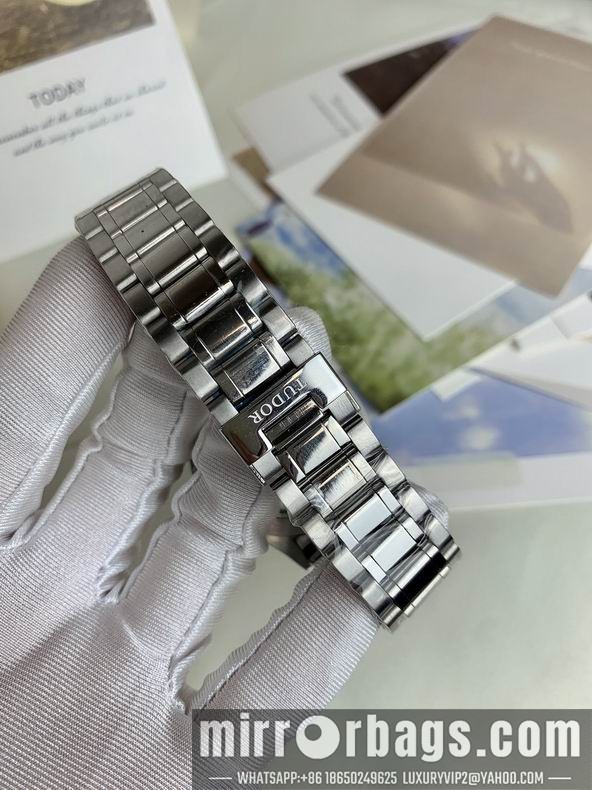 Replica Tudor men watch M28 Watch
