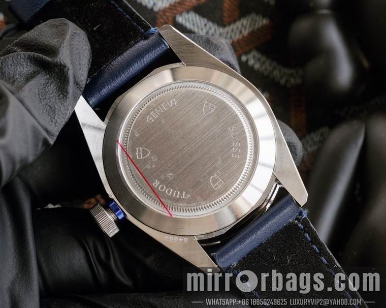 Replica Tudor men 42mm M10 Watch