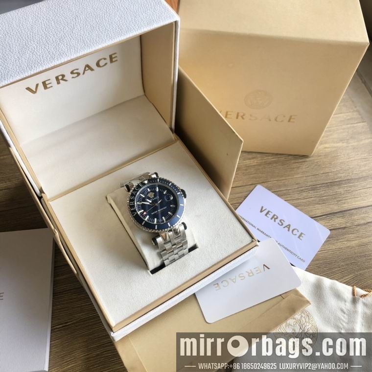 Replica Versace men 46mm M03 Watch