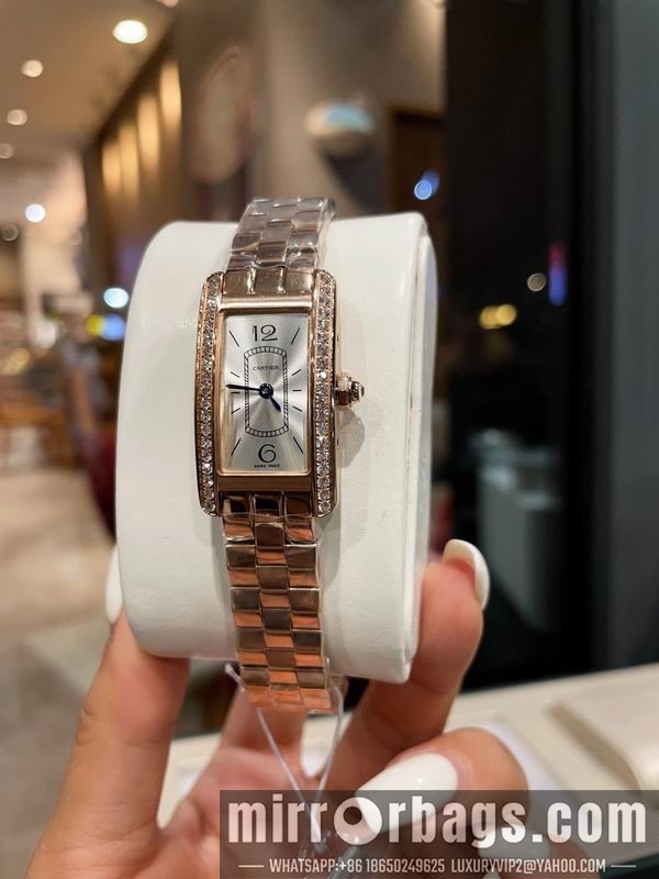 Replica Cartier 19X35mm 052324 Watch