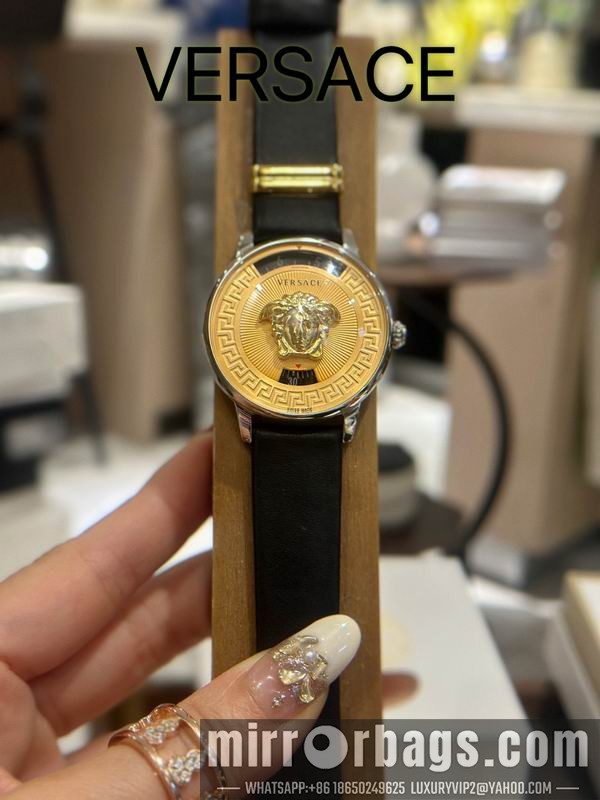 Replica Versace 38mm 1228117 Watch