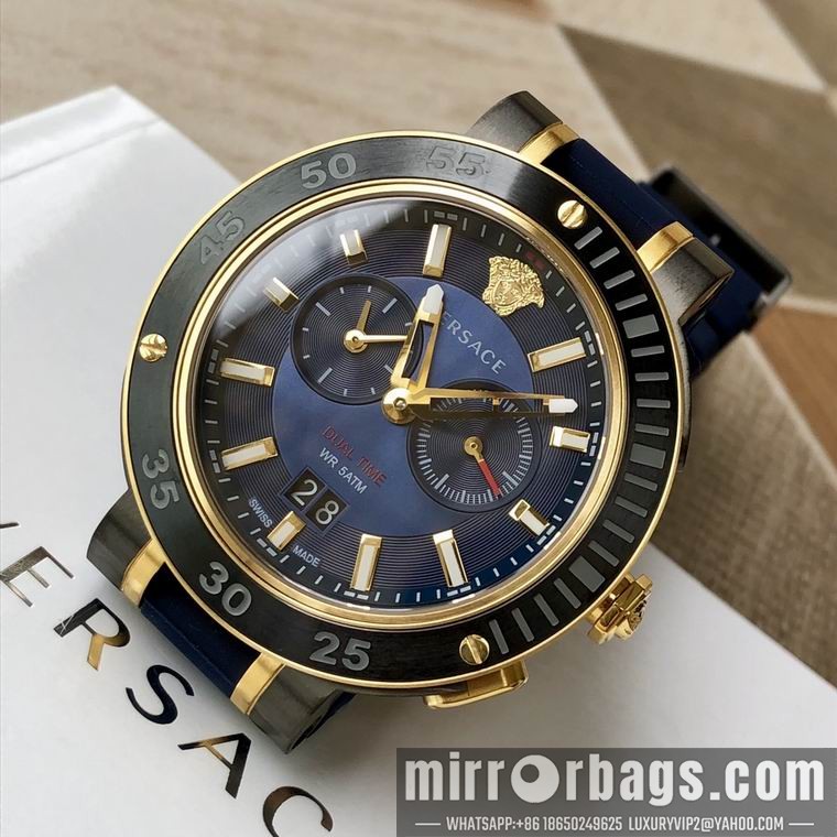 Replica Versace men 44mm M05 Watch