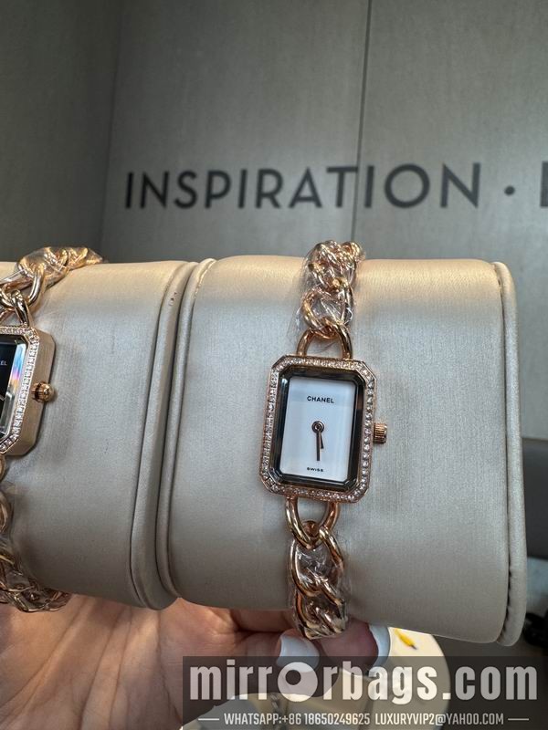 Replica Chanel 21X26mm 101502 Watch