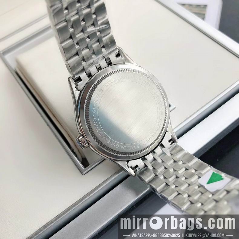 Replica Tudor men watch 110402 Watch