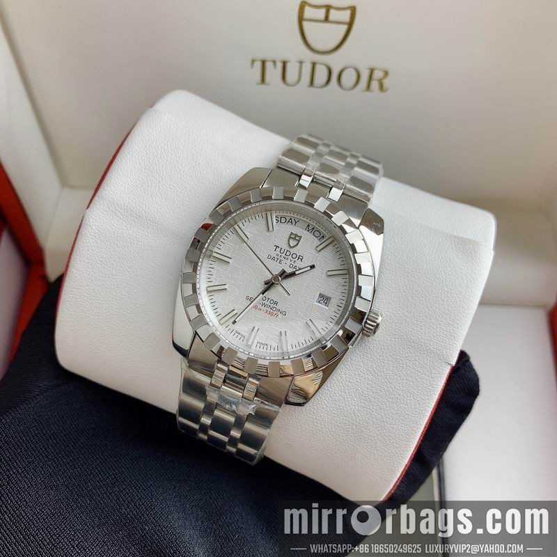 Replica Tudor watch 072432 Watch