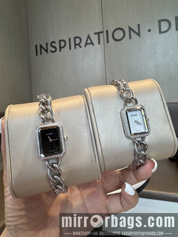 Replica Chanel 21X26mm 101502 Watch
