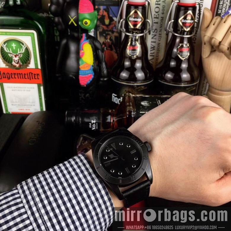 Replica Tudor 42mm 9nbz49 Watch