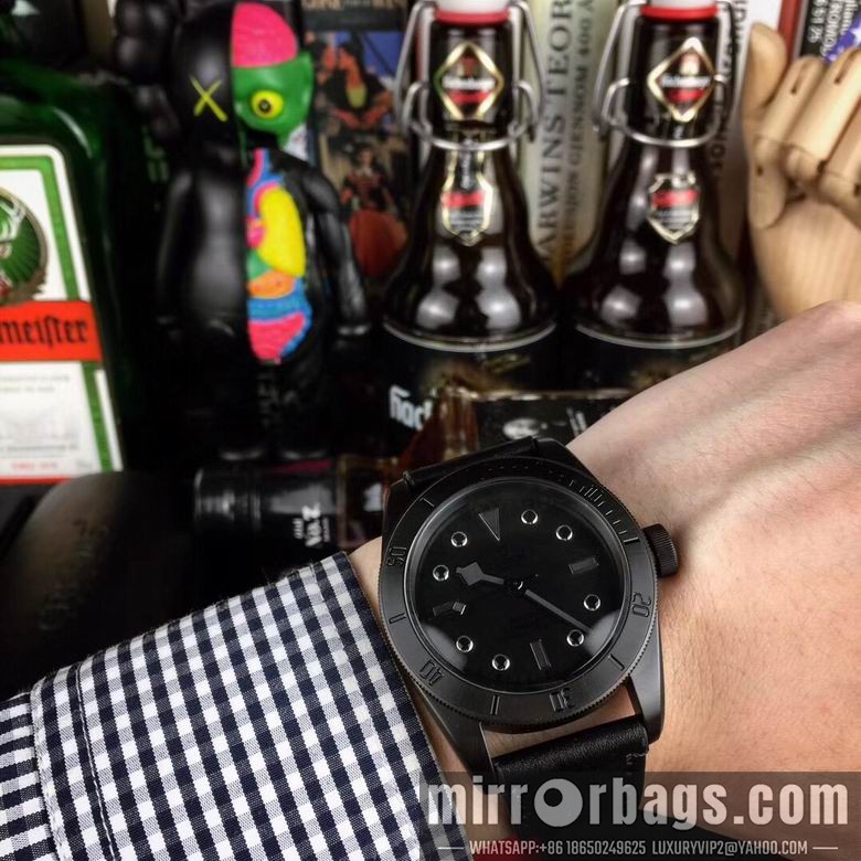 Replica Tudor 42mm 9nbz49 Watch