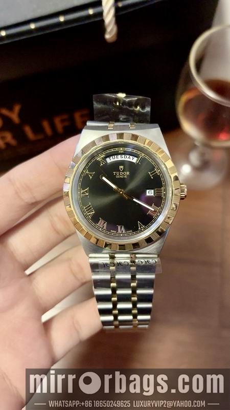 Replica Tudor 41mm 072440 Watch