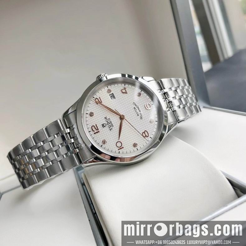 Replica Tudor men watch 110402 Watch