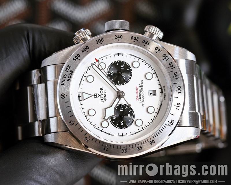 Replica Tudor 42mm 081723 Watch