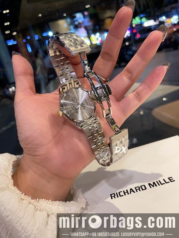 Replica Versace 36mm 10nms49 Watch