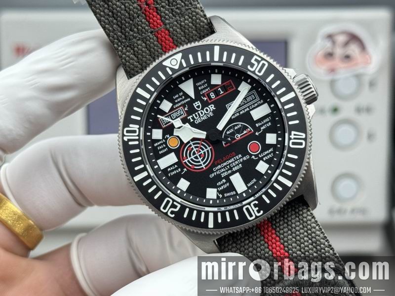 Replica Tudor 42mm 040910 Watch