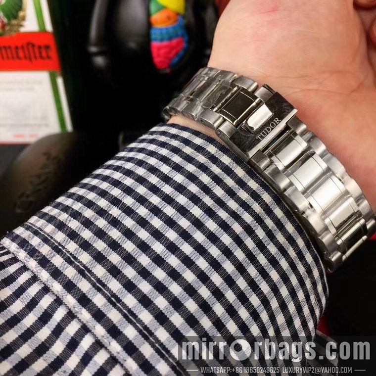 Replica Tudor men 40mm M03 Watch