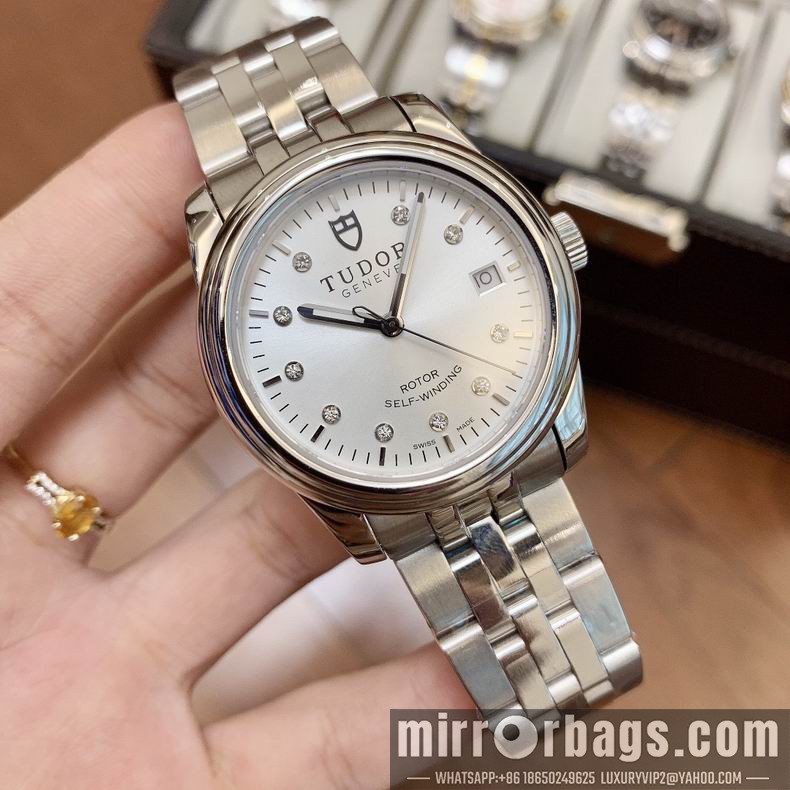 Replica Tudor watch 36mm M40 Watch