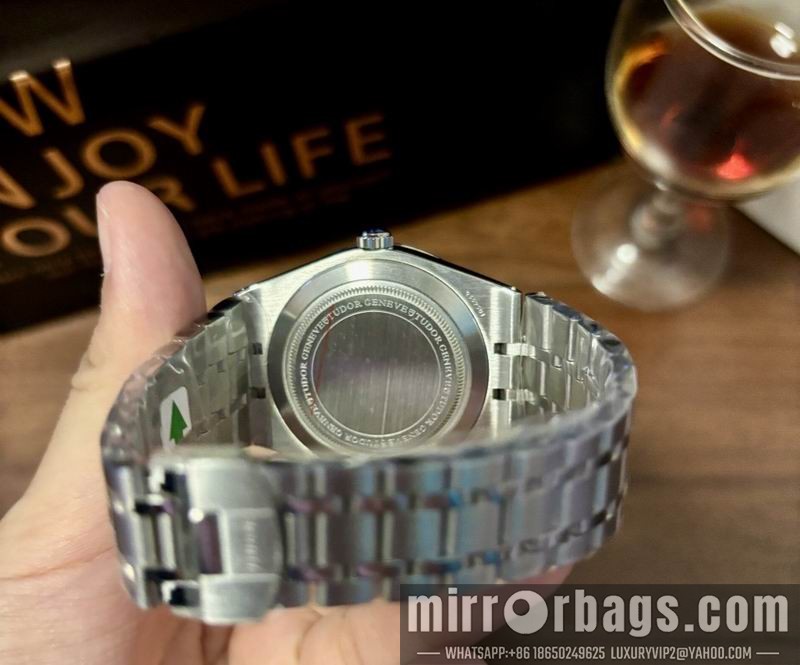 Replica Tudor 41mm 072440 Watch