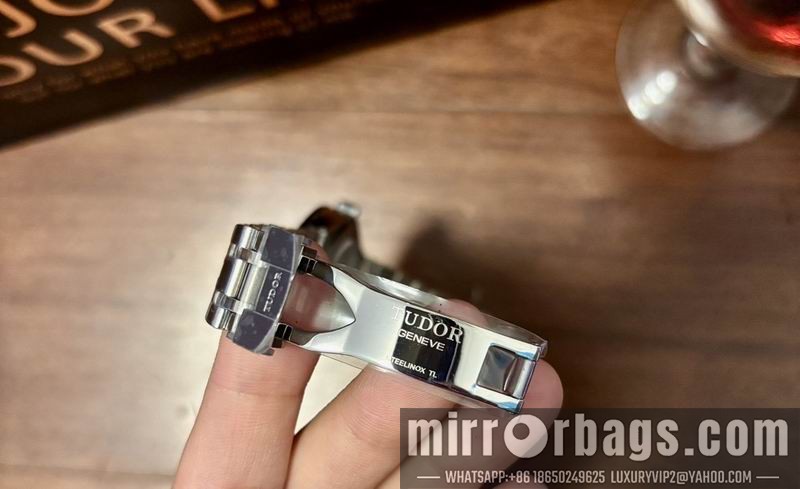 Replica Tudor 41mm 072440 Watch