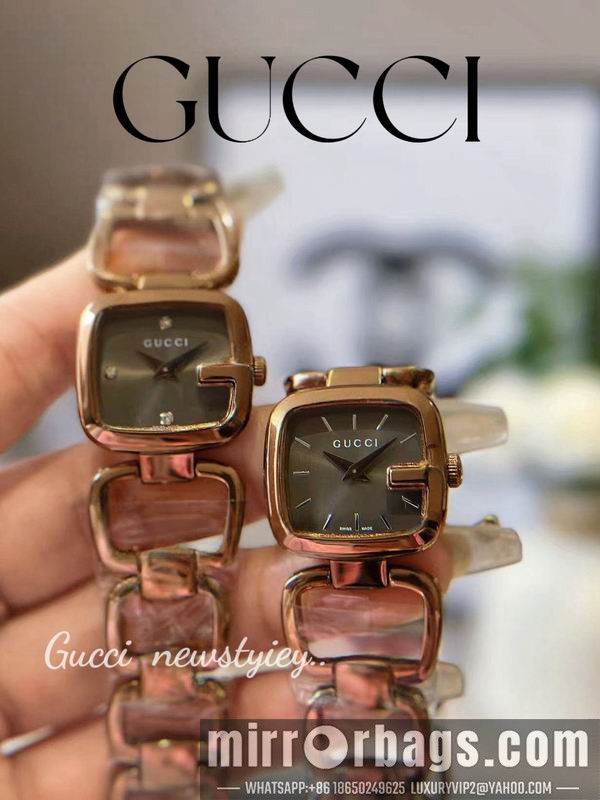 Replica Gucci 24X22.4mm 101433 Watch