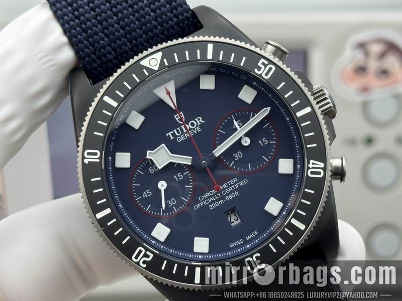Replica Tudor 43mm 010531 Watch