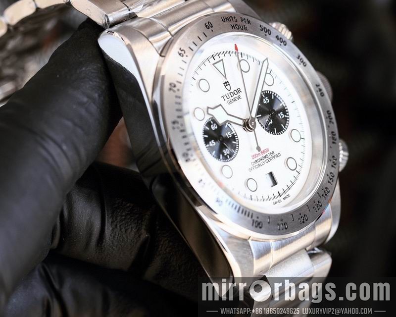 Replica Tudor 42mm 081723 Watch