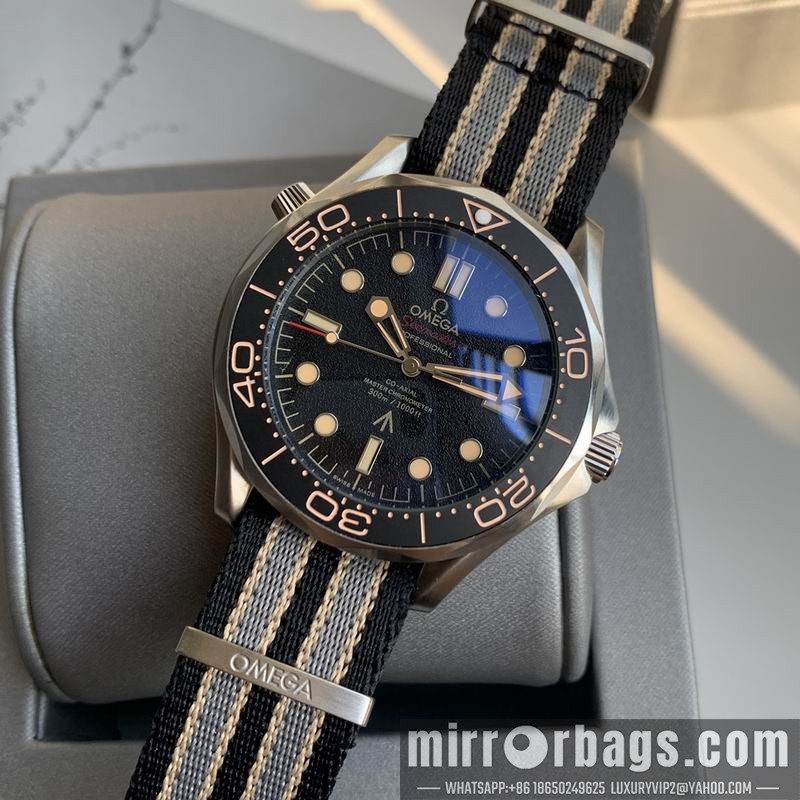 Replica Omega 42mm 090505 Watch