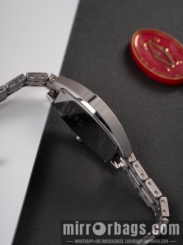 Replica Cartier 23X30mm 040904 Watch