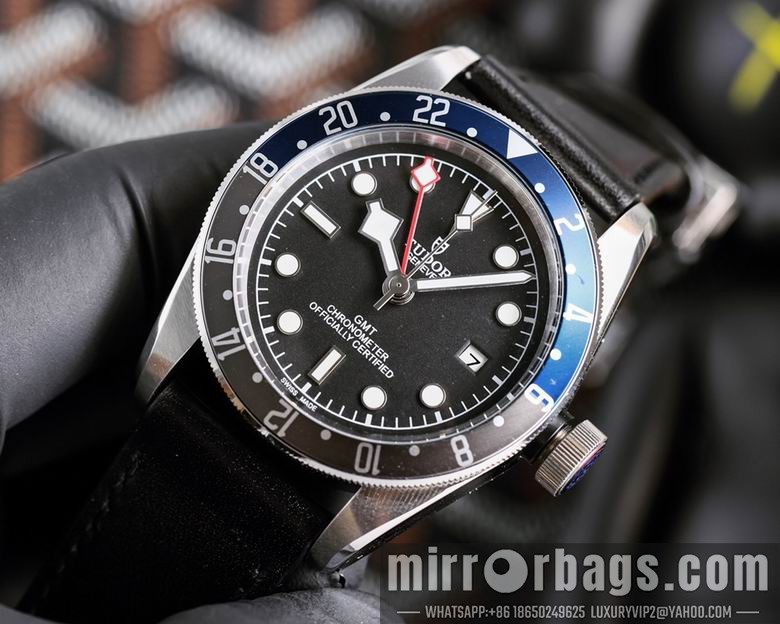 Replica Tudor men 42mm M12 Watch