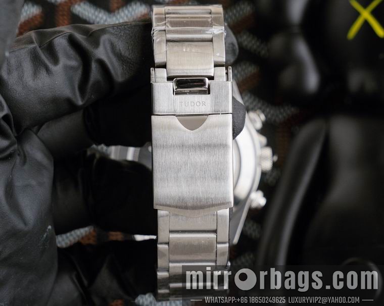 Replica Tudor men 42mm M11 Watch